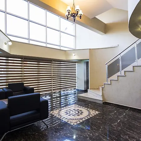 Sarp Kadriye באלאק