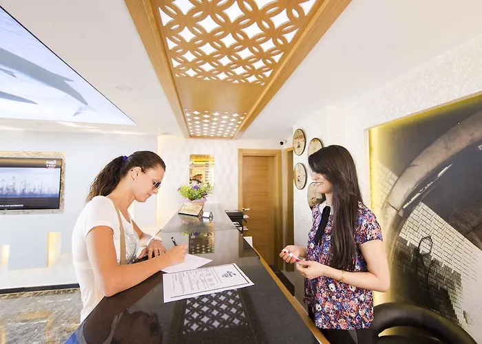 Sarp Kadriye מלון